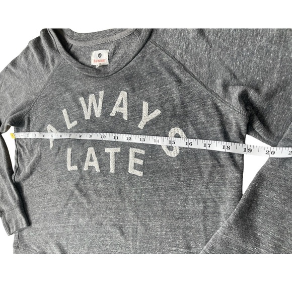 Sundry “Always Late” Graphic Pullover Sweatshirt Gray Long Sleeve – Size 0 (XS) - Picture 5 of 12